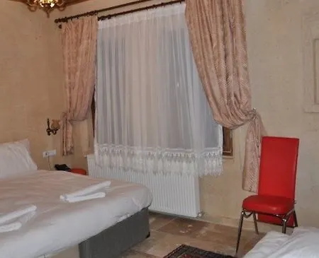 Arno Valley Hotel *